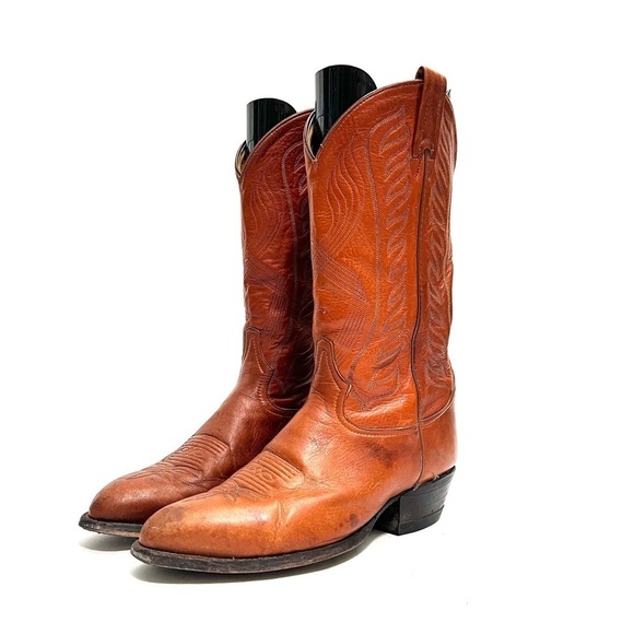 TONY LAMAVintage 1970s men’s honey brown leather cowboy boots